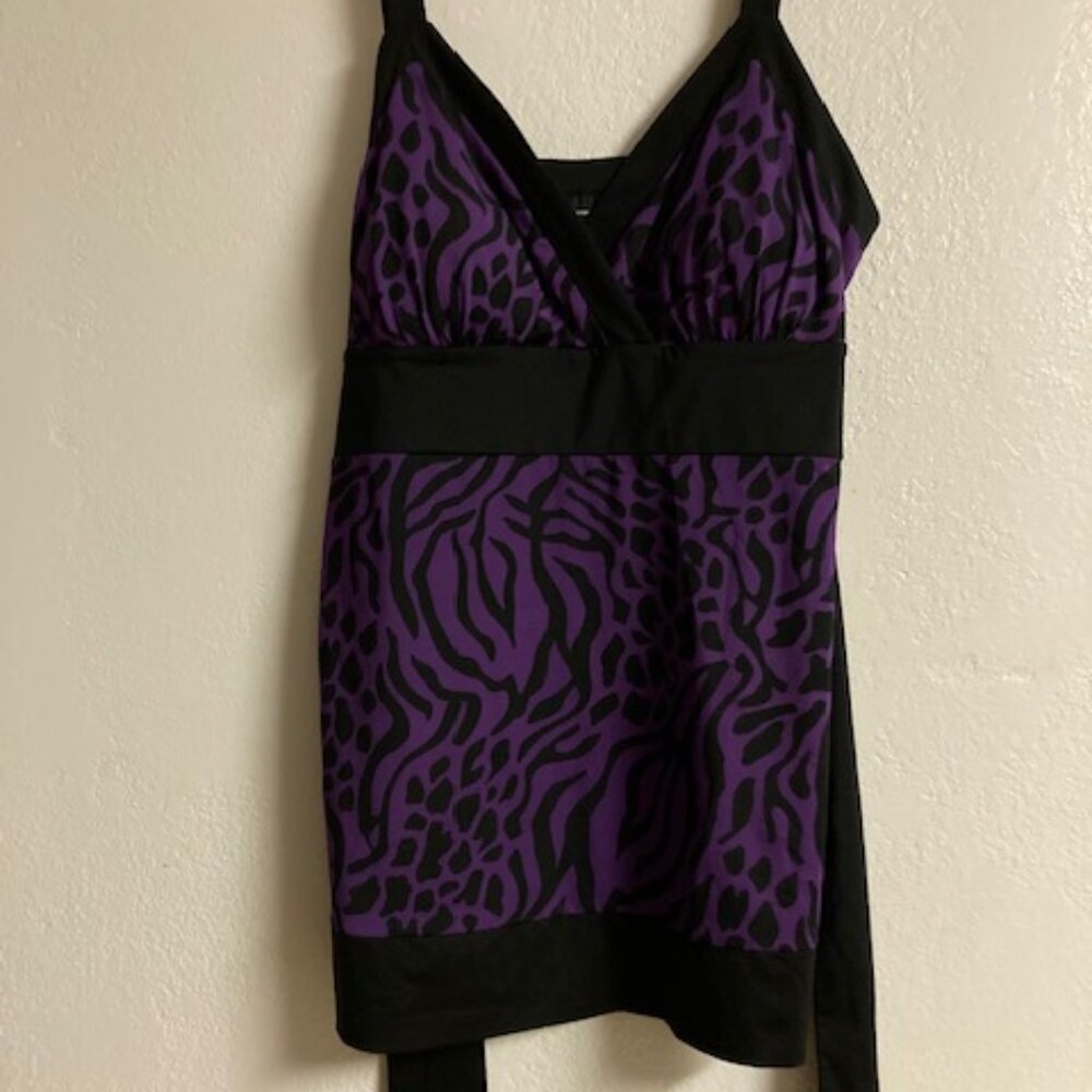 I.N.C. INTERNATIONAL CONCEPTS BLACK TIGER PURPLE V NECK SEXY BACK TIE LADY MACYS